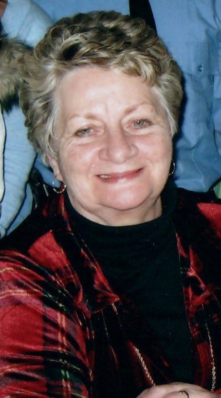 Ellen Lynch 